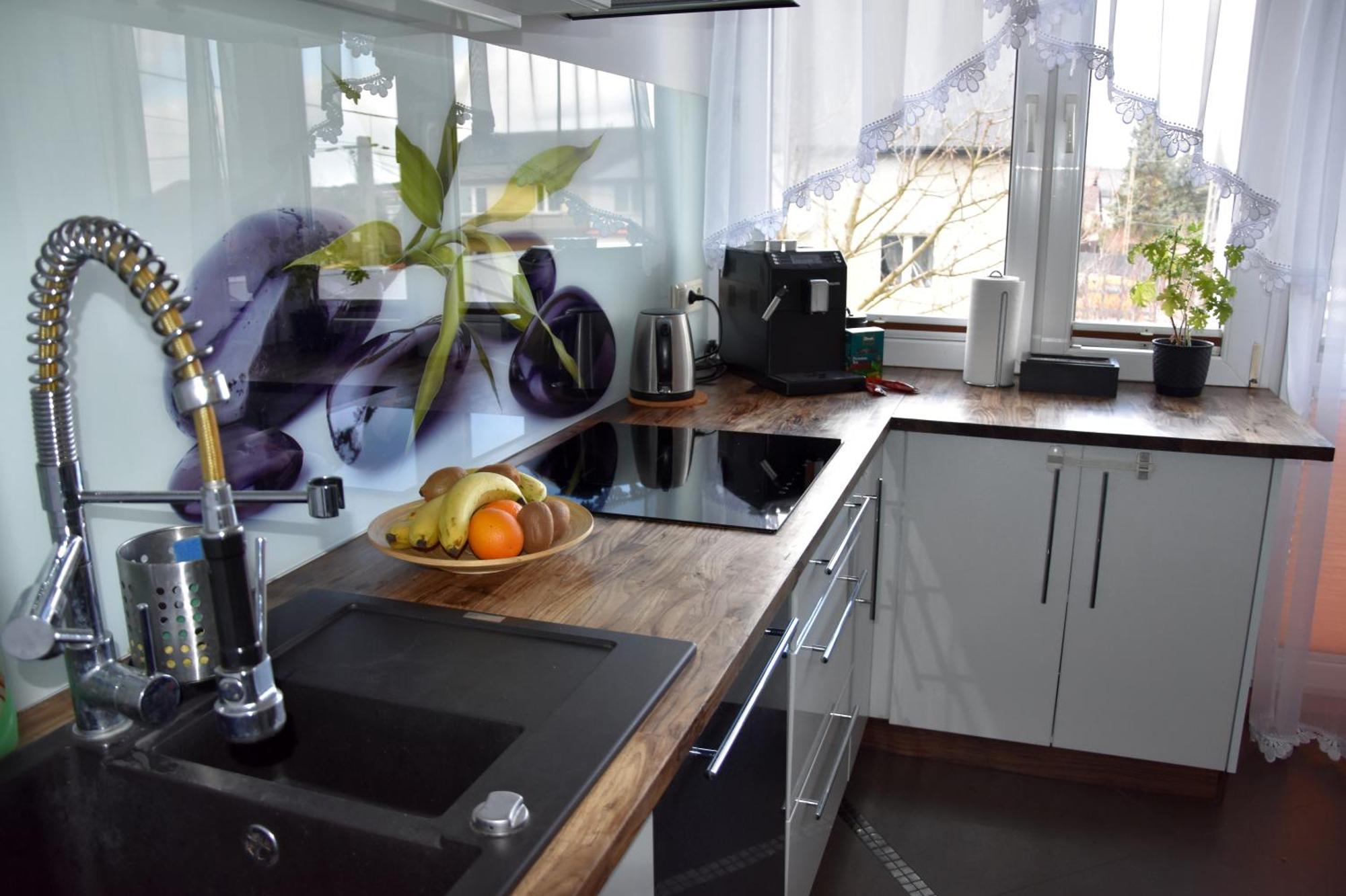 Apartament Night Premium Krakau Buitenkant foto