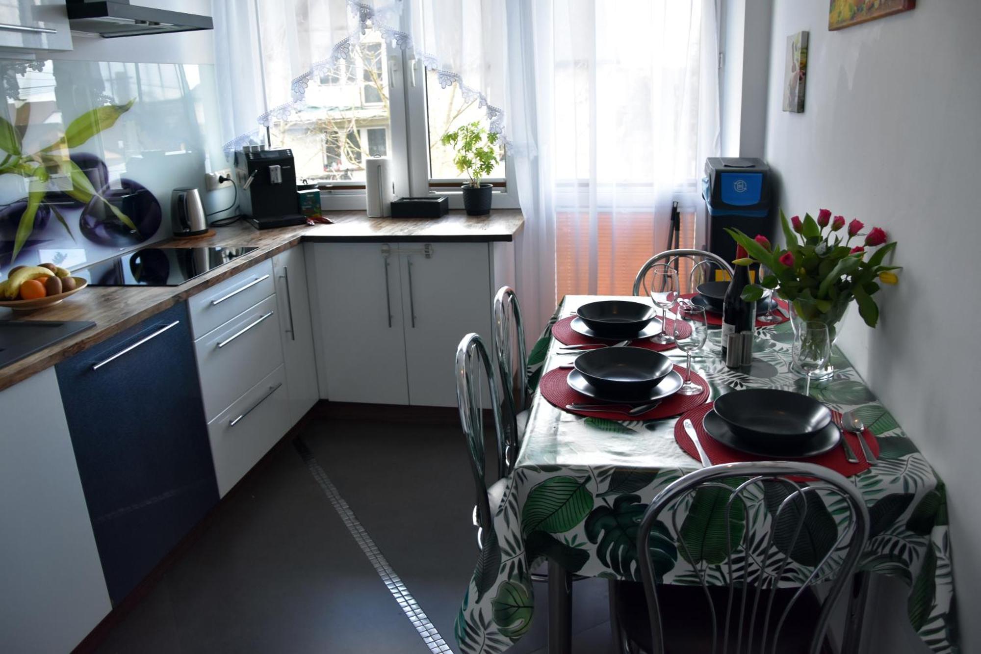 Apartament Night Premium Krakau Buitenkant foto